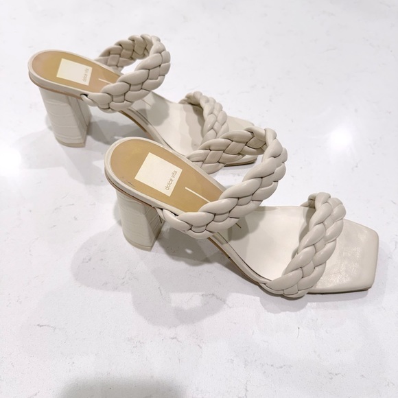 DOLCE VITA IVORY/WHITE PAILY HEELS SIZE 8! - Picture 3 of 5